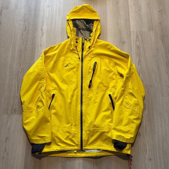 Men's Strafe Yellow Gore-Tex Hooded Mountain Shell Ski Snowboard Jacket Sz XL - Picture 1 of 9